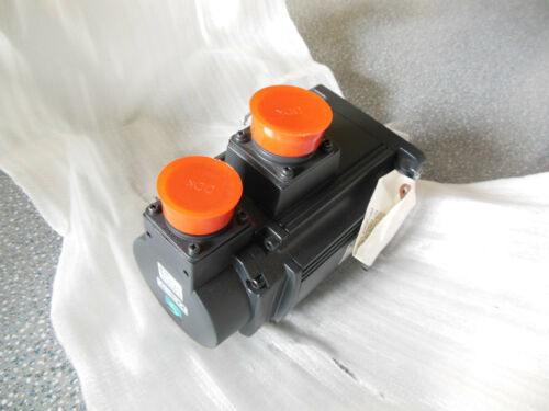 Mitsubishi серводвигатель HC-RFS153K