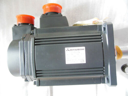 Mitsubishi серводвигатель HC-RFS153K