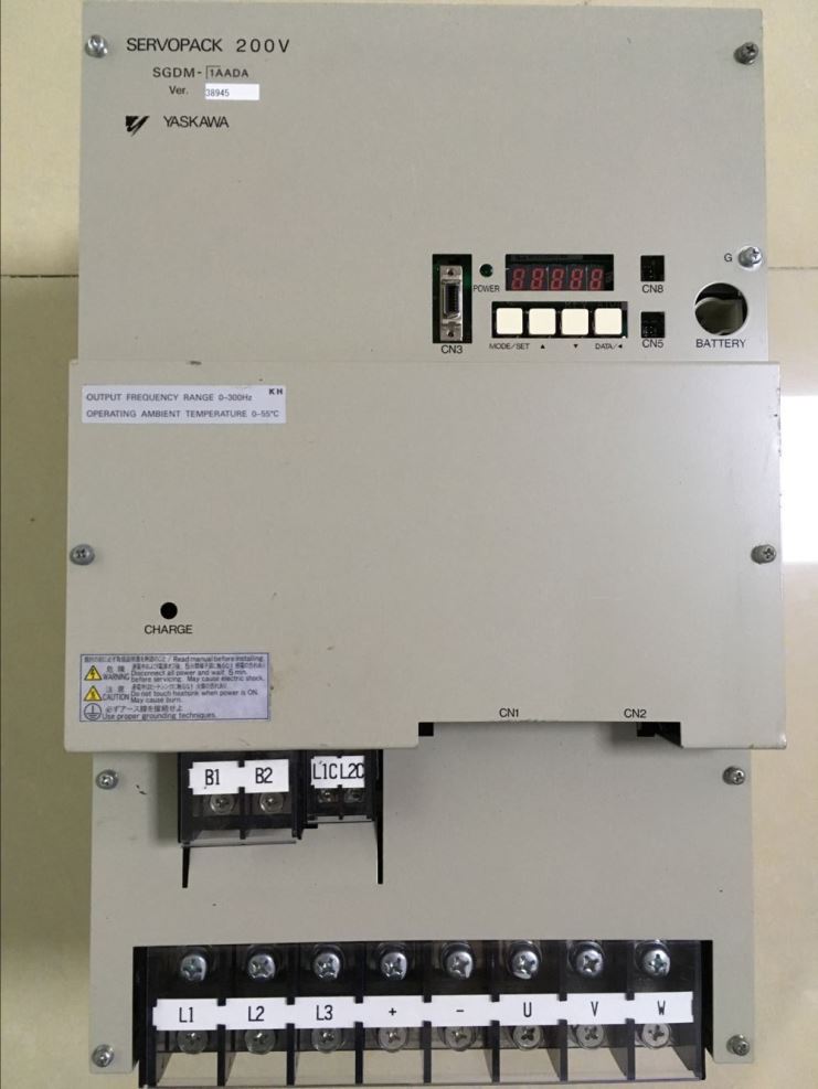 Yaskawa сервопривод SGDM-1AADA