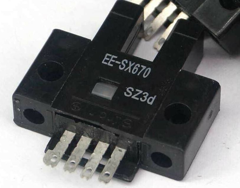 датчик EE-SX670