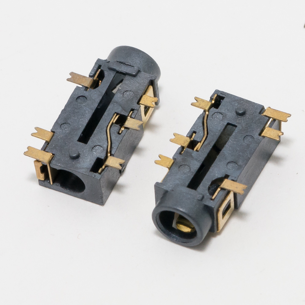 Аудио разъем для смартфона 2021