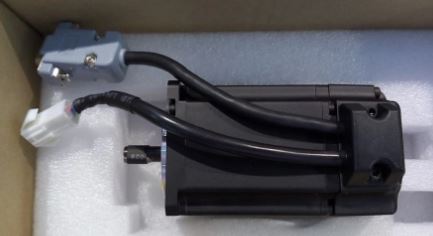 Серводвигатель ACM601V36-01-2500